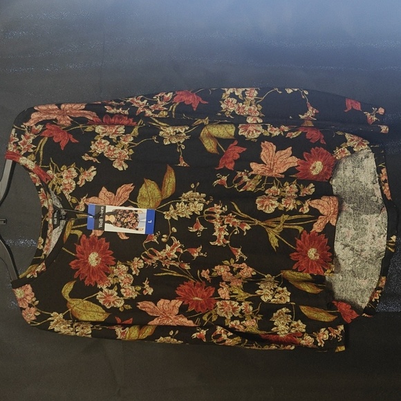 Floral Shirt - Picture 4 of 4